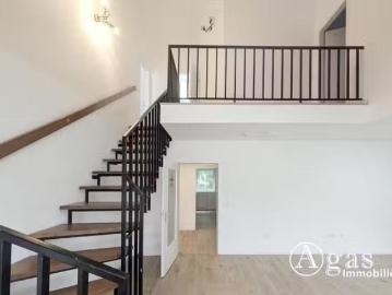 5 Zimmer 110 m² 1.650 € Kaltmiete Wohnungen in Grünheide.