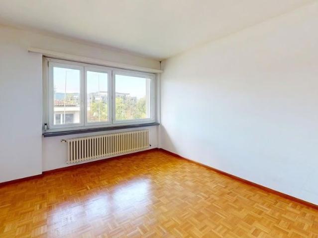 5 Zimmer, 110 m², 2. Stock