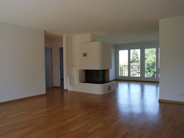 5 Zimmer, 117 m², 2. Stock