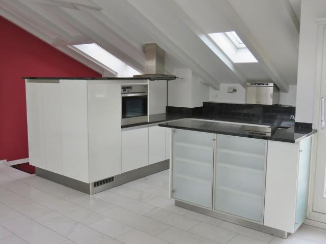 5 Zimmer, 120 m², 3. Stock