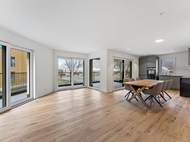 5 Zimmer, 131 m², 2. Stock