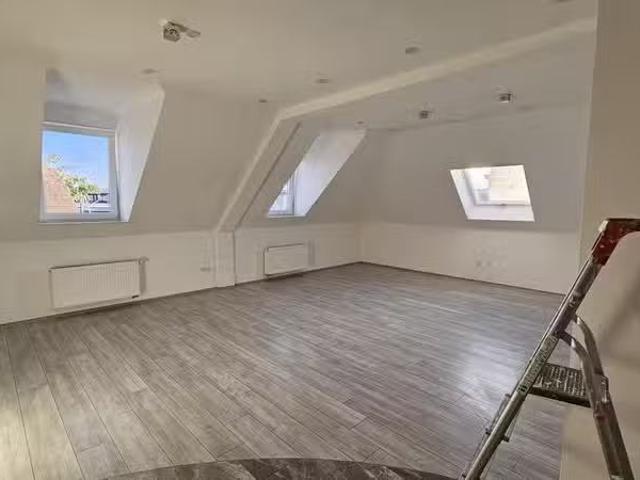 5 Zimmer 143 m² 1.700 € Kaltmiete Wohnungen in Wiesloch