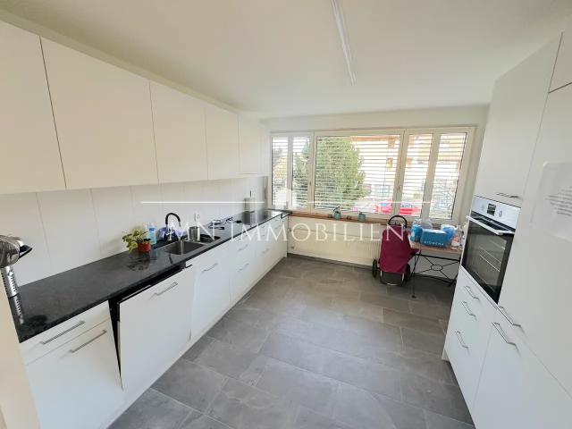 5 Zimmer, 145 m², EG