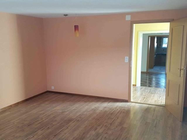 5 Zimmer, 150 m², 1. Stock
