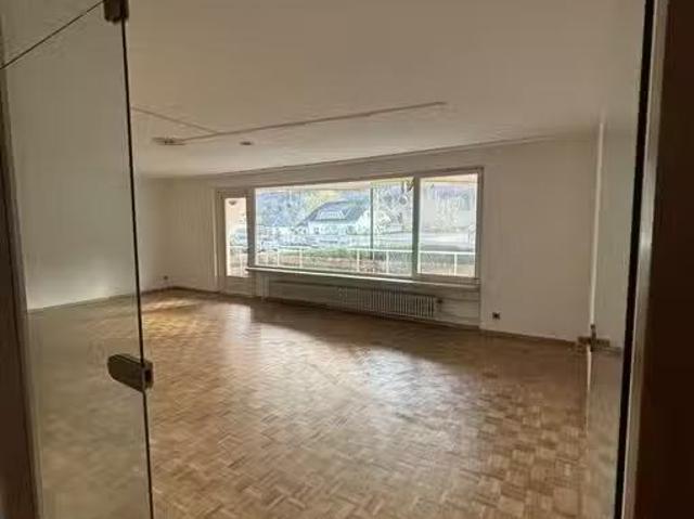 5 Zimmer 150 m² 1.400 € Kaltmiete Wohnungen in Stühlingen