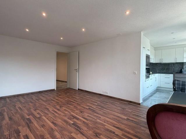 5 Zimmer, 150 m², 2. Stock
