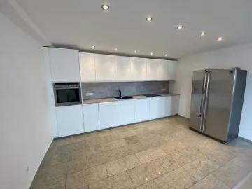 5 Zimmer 159 m² 1.700 € Kaltmiete Wohnungen in Friedberg