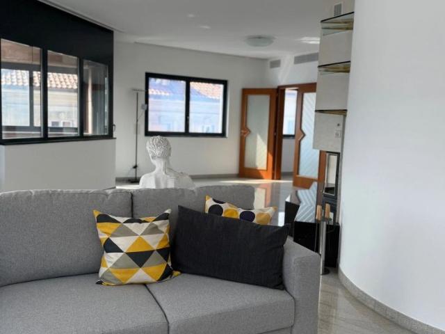 5 Zimmer, 170 m², 4. Stock
