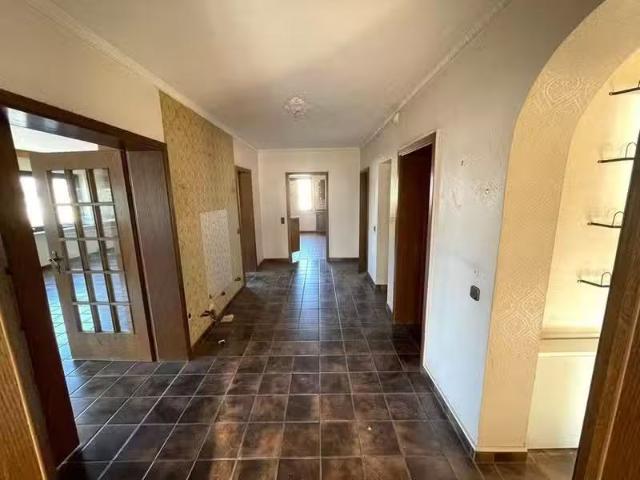 5 Zimmer 220 m² 1.166 € Kaltmiete Wohnungen in Fritzlar