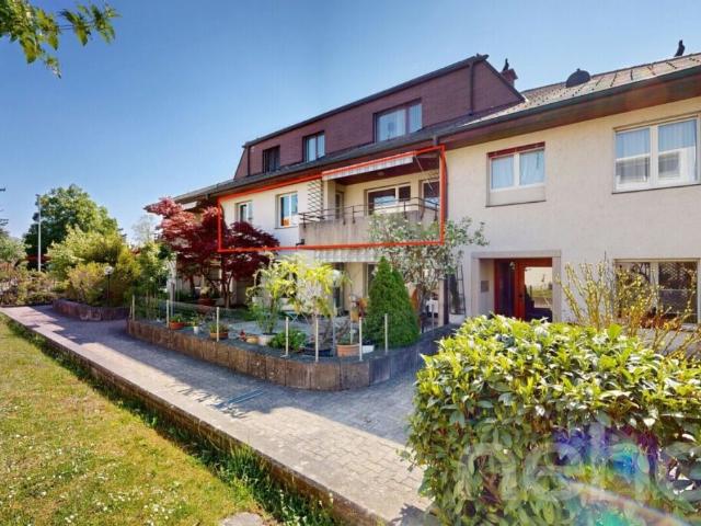 5 Zimmer Wohnung mit Lift bis vor die Tür: ruhig und zentral