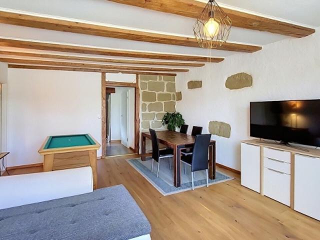 5 Zimmer Wohnung ca. 122 m2 im Erdgeschoss in Forel / FR