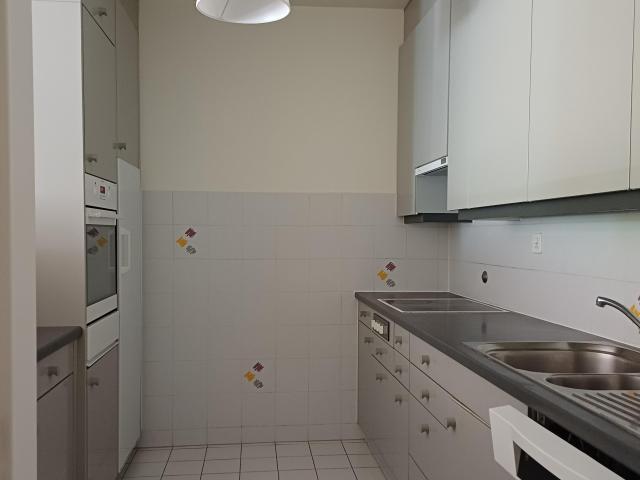 5 Zimmer Wohnung im 5. OG