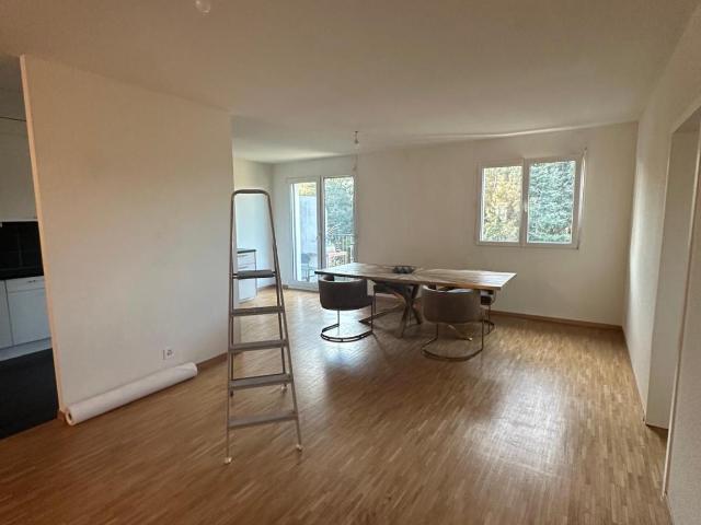 5 Zimmer Wohnung in Perly