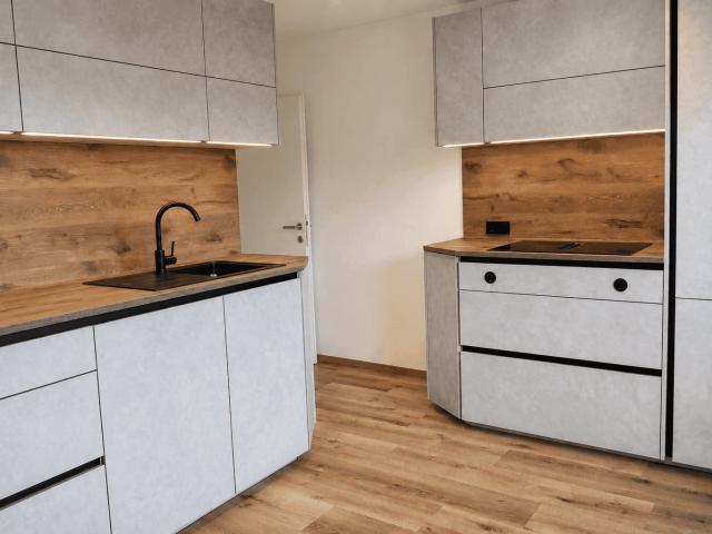 5 Zimmer Wohnung in St. Johann in Tirol – frisch saniert mit traumhaftem Bergblick