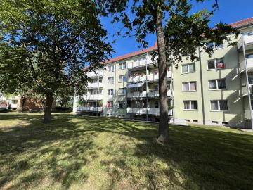 5 Zimmer Wohnung plus Hauswirtschaftsraum auf 122 qm