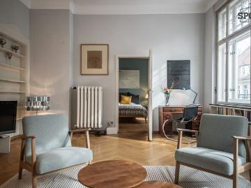5 Zimmer Altbauwohnung mit Flair in Bogenhausen