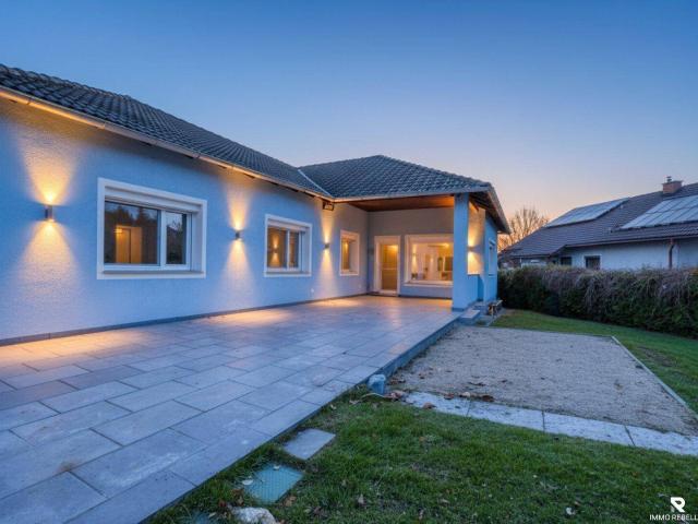 5 Zimmer Bungalow in Baden – Modernes Wohnen auf einer Ebene