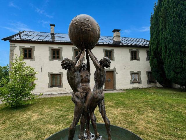 5 Zimmer Dachgeschosswohnung neben Schloss Sigmundslust 91m²
