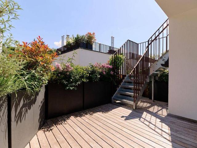 5 Zimmer Dachgeschoß Maisonette mit drei Terrassen und Weinbergblick