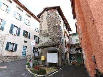 5 Zimmer Dorfhaus Rustico zum Ausbauen / 5 Zimmer Haus im Kern zu renovieren