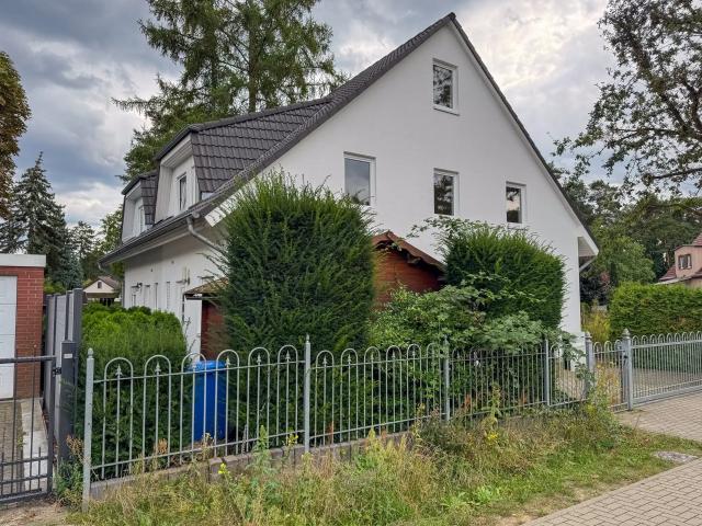 5 Zimmer, eigener Garten und viel Raum für das Familienleben