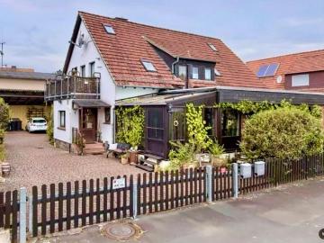 5 Zimmer Eigentumswohnung, separater Eingang, Lahntal Caldern