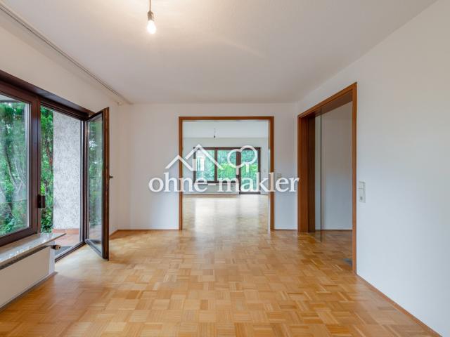 5 Zimmer Erdgeschosswohnung mit Privatgarten, zwei Terrassen und Einzelgarage – Stuttgart Luginsland