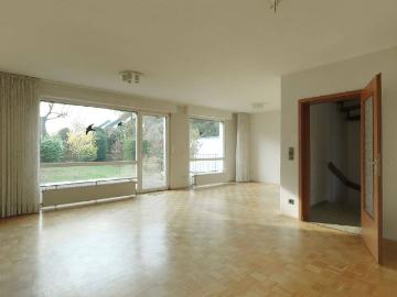 5 Zimmer, Garten & Geborgenheit: Ihr Familiendomizil in ruhiger Nachbarschaft