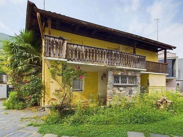 5 Zimmer Haus mit Erweiterungsprojekt an ruhiger, sonniger Aussichtslage / Haus mit 5 Zimmern mit Erweiterungsmöglichkeit mit Projekt