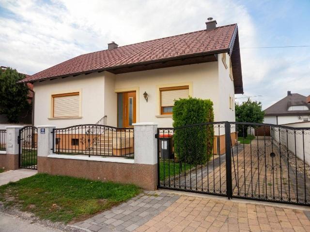 5 Zimmer Miethaus mit Garage und Keller!
