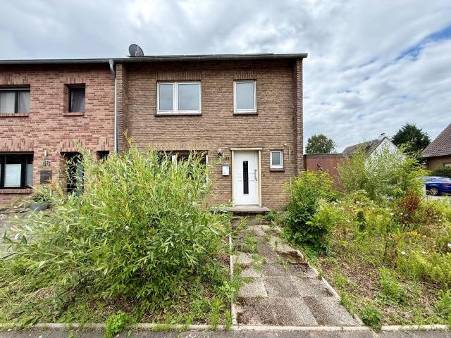 5 Zimmer Reihenendhaus mit PV Anlage & Speicher, Balkon und 2 Gar