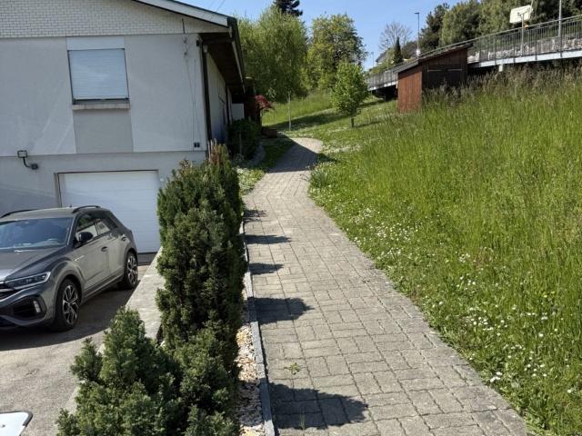 5.0 Zimmer Wohnung im Erdgeschoss