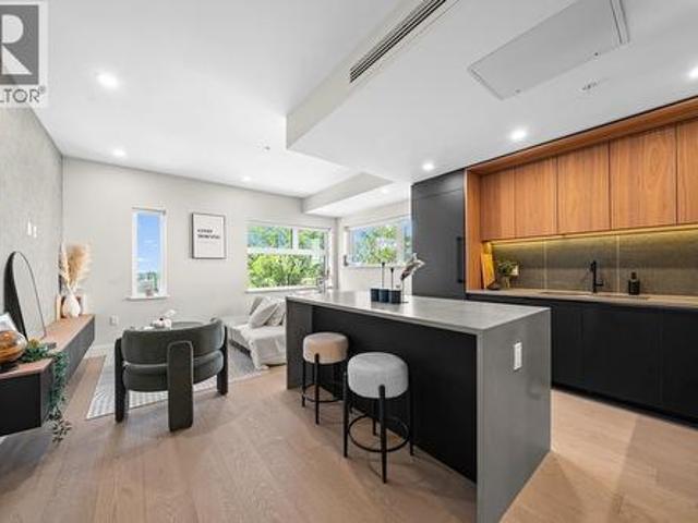 5 128 W Woodstock Avenue, Vancouver, BC, V5Y 0P4 house for sale | Listing ID R3142 | Royal LePage
