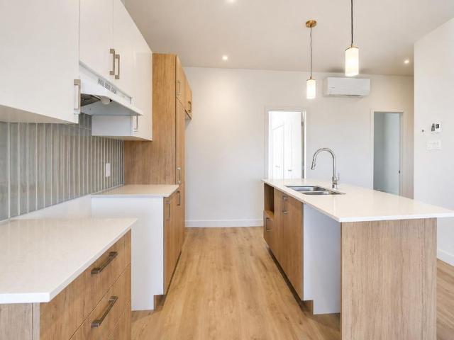 5 1/2 NEUFS DISPONIBLES – SAINTE AGATHE DES MONTS PROMOTION EN COUR