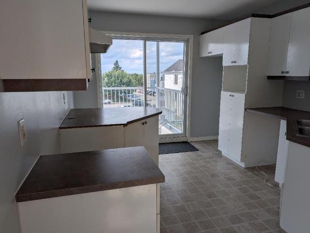 5 1/2 a louer victoriaville