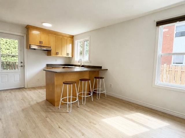 5 1/2 Vieux Nord Hydro Inclus