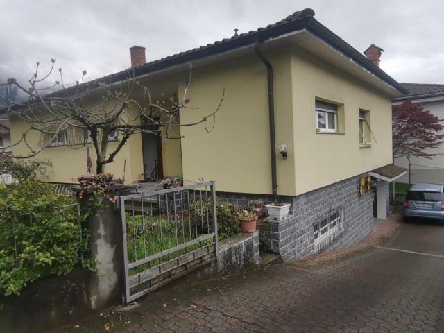 5 1/2 Zimmer Einfamilienhaus mit Garten und Veranda