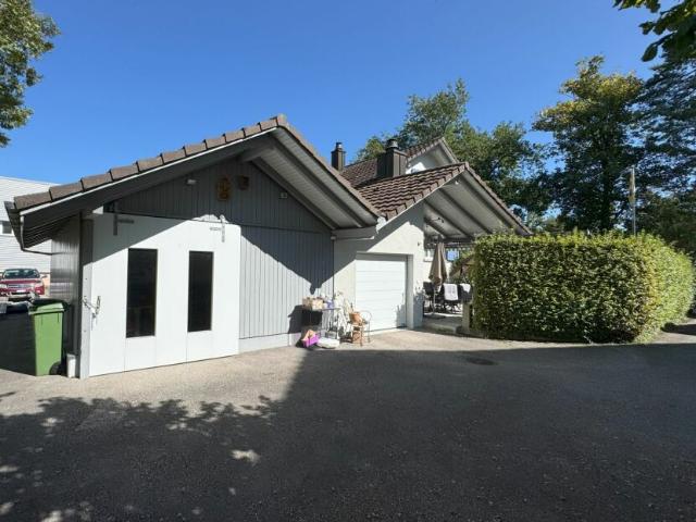 5 1/2 Zimmerhaus an sehr zentraler Lage zu verkaufen Kopie