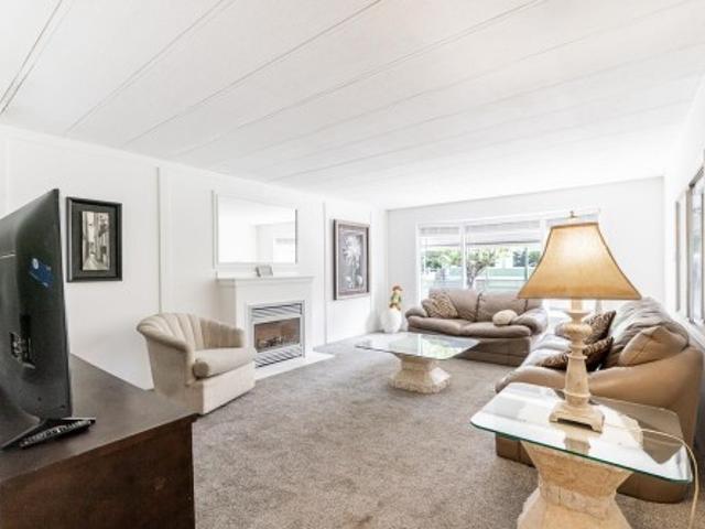 5 1365 Avenue, Surrey, BC, V3W 6J8 house for sale | Listing ID R3166 | Royal LePage