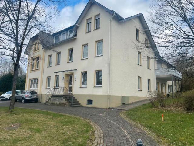5,1% Rendite 9 Parteien Haus in Dahlbruch–Heizung & Elektrik neu