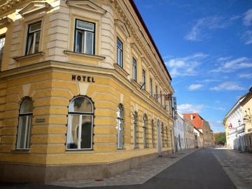 Flat for sale in 3730 - Keller, Balkon