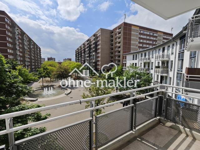 5,4 % IST Rendite, renovierte 2 Zimmer Wohnung mit Balkon, EBK und Stellplatz
