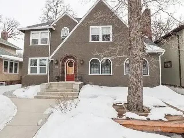 5.5 Bedroom House Winnipeg MB 105654089