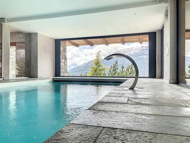 Luxuswohnung mit 5,5 Zimmern in Crans Montana