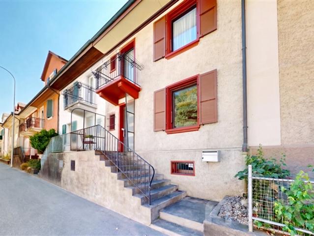 5.5 Room row house