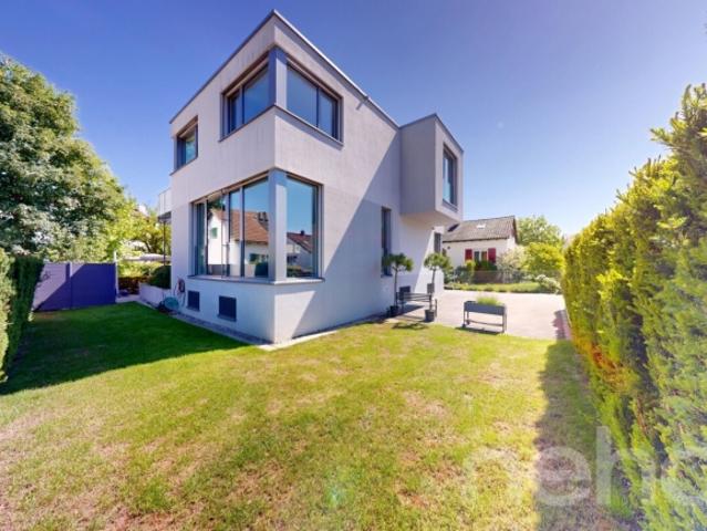 5.5 Room single house