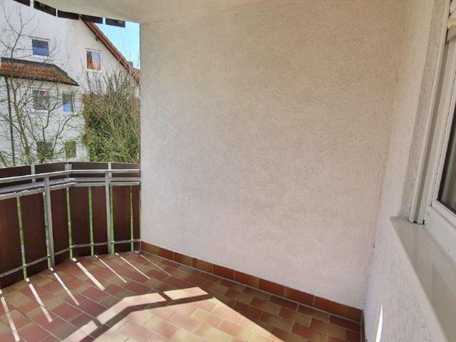 5,5% Rendite* 2 Zimmer Apartment in Limbach Oberfrohna mit Balkon, EBK, TG Stellplatz