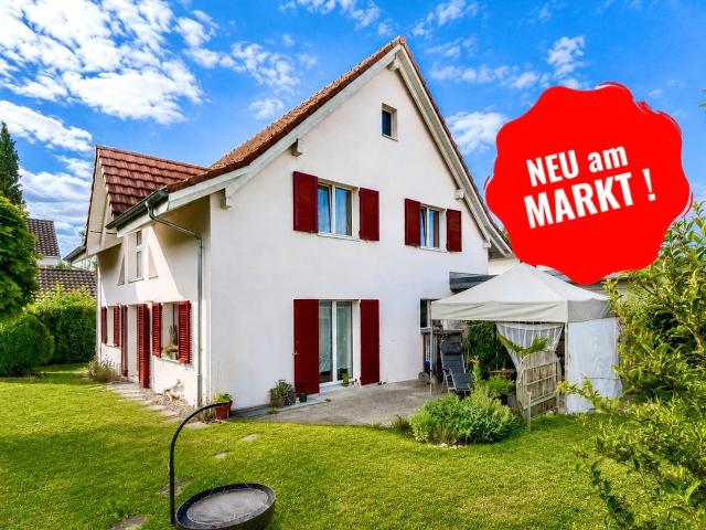 5.5 Zi. EFH mit grossem Garten und Carport in Bürglen