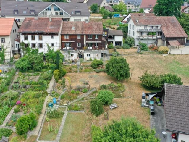 5.5 Zi. EFH an bevorzugter Aussichtslage, mit schönem Garten