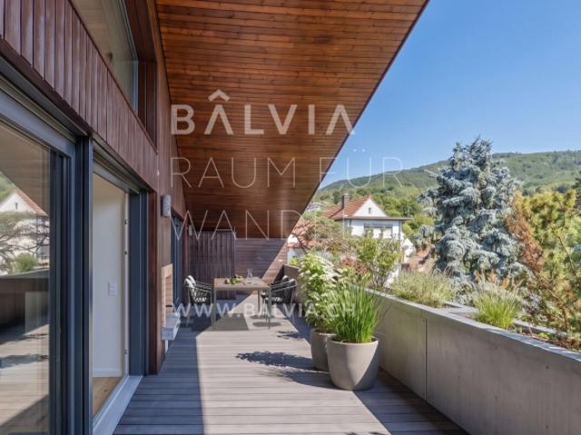 Raum ohne Ende Dachwohnung mit Terrasse, Garage, Hobby und Dachraum